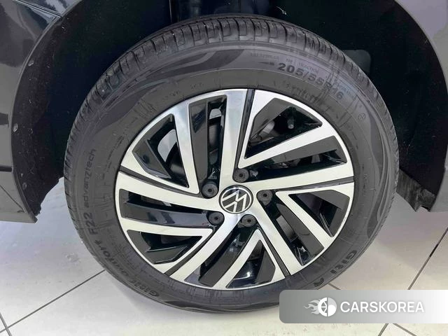 Volkswagen Lavida id 4263055 из Китая 12