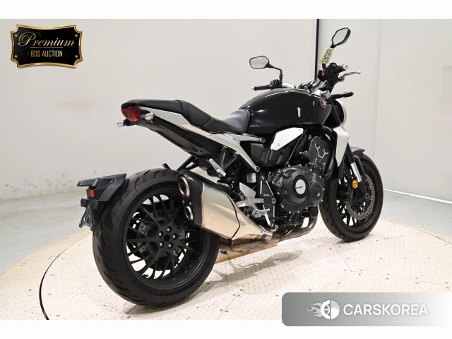 Проданный Honda CB1000R 2021 из Японии, фото 2