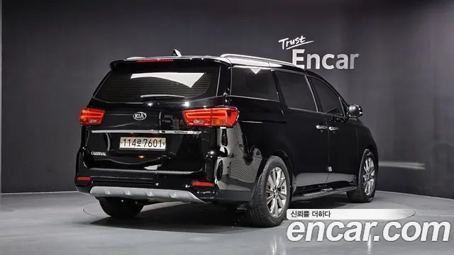 Kia The New Carnival id 2951529 из Кореи 12