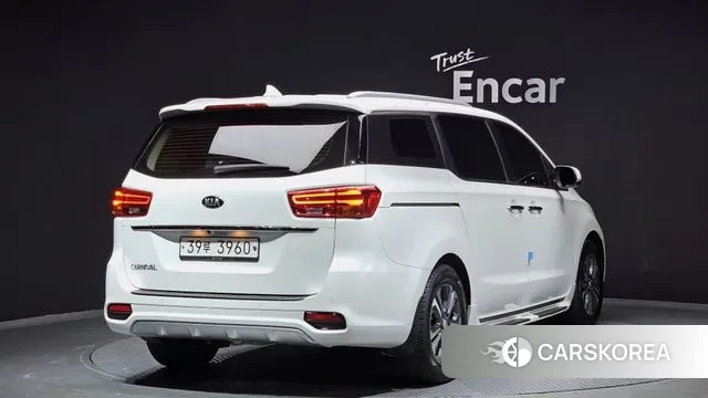 Kia The New Carnival id 3413308 из Кореи 12