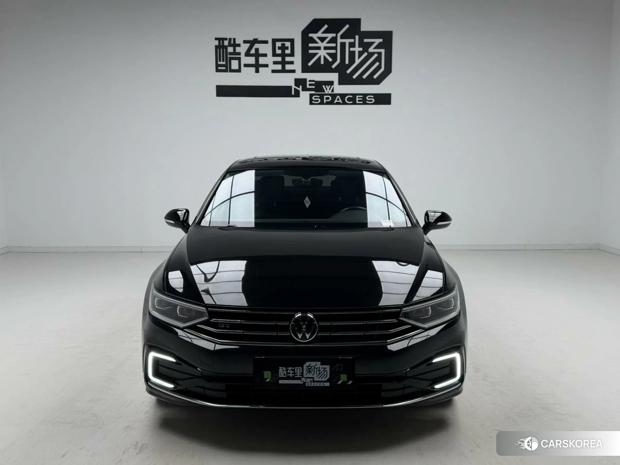 Volkswagen Magotan PHEV id 4487219 из Китая 10