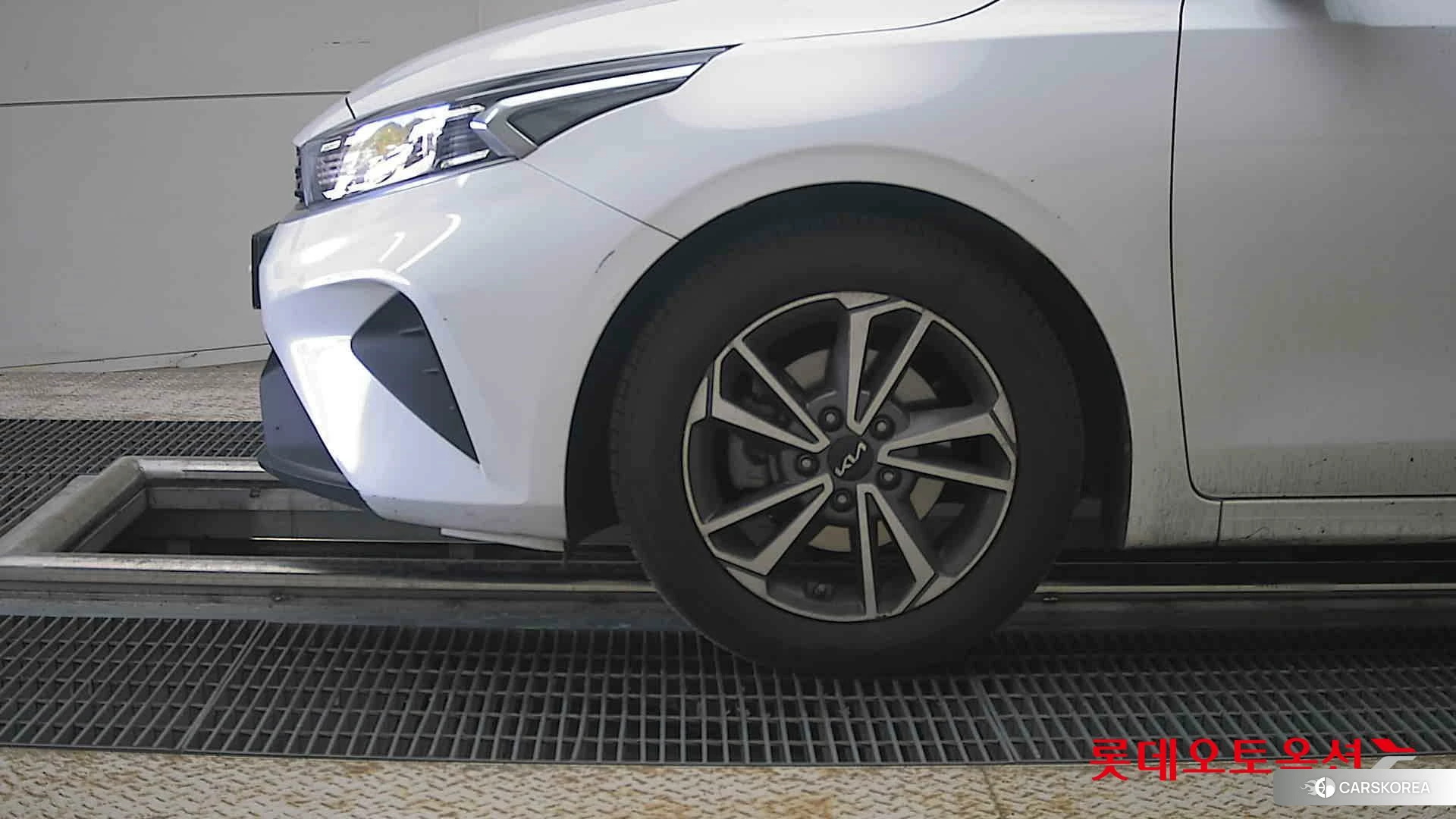 Kia K3 id 4296915 из Кореи 13