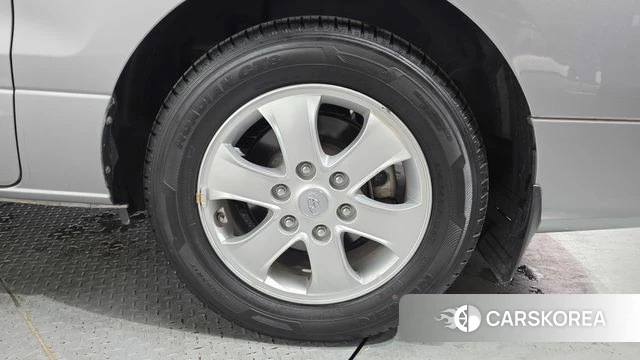 Hyundai The New Grand Starex id 4232311 из Кореи 13