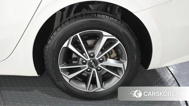 Kia The New K3 2nd generation id 4250025 из Кореи 13
