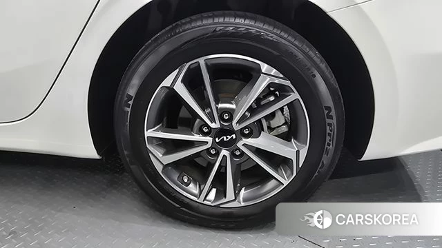 Kia The New K3 2nd generation id 4443911 из Кореи 13