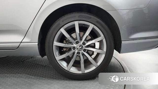 Volkswagen Passat GT (B8) id 4702549 из Кореи 13