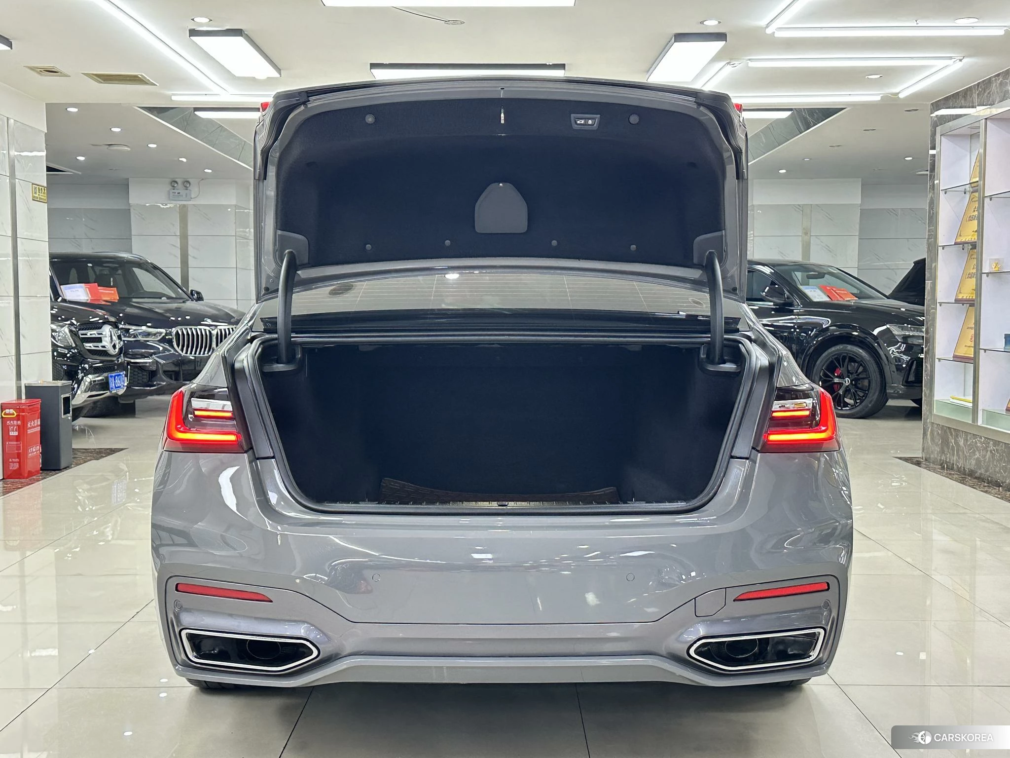 BMW 7 series id 4512441 из Китая 13