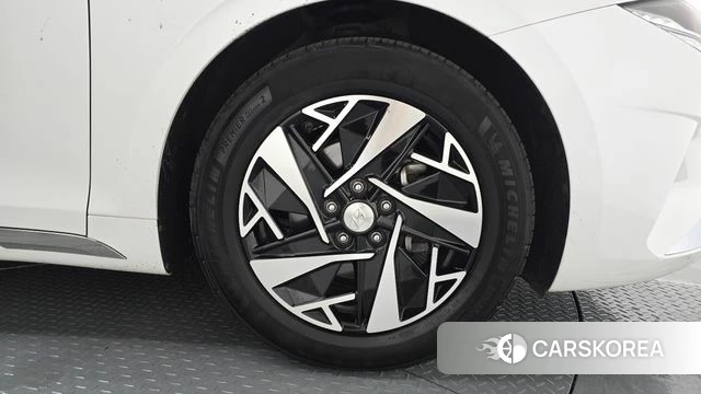 Hyundai The New Grandeur IG Hybrid id 4561506 из Кореи 13