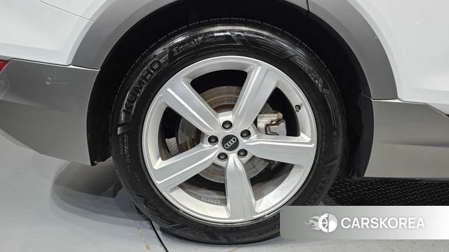 Audi e-Tron id 4740808 из Кореи 13
