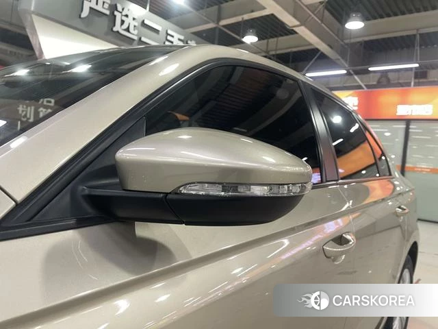 Volkswagen Bora id 4258262 из Китая 13