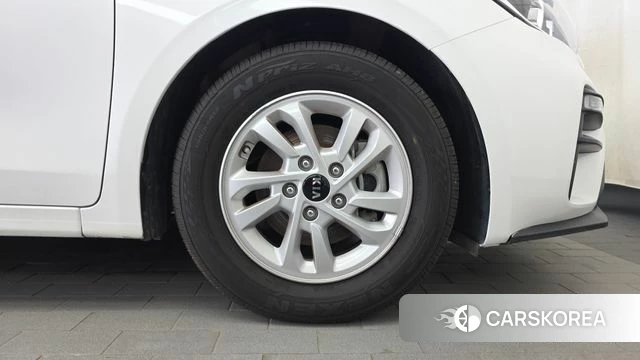 Kia Come New K3 id 4794410 из Кореи 13
