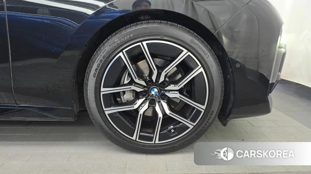BMW 7 Series (G70) id 4584470 из Кореи 12