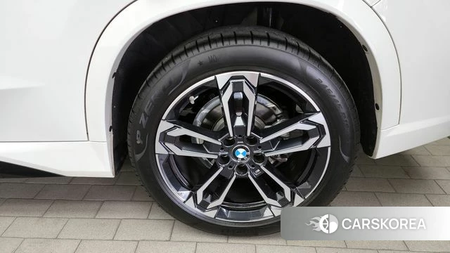 BMW X1 (U11) id 4394419 из Кореи 13