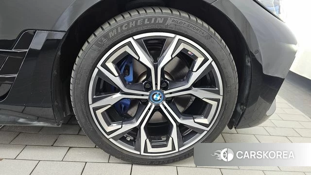 BMW i4 id 4463594 из Кореи 13