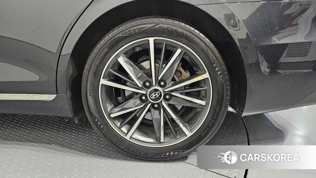 Hyundai The New Grandeur IG id 4303458 из Кореи 13