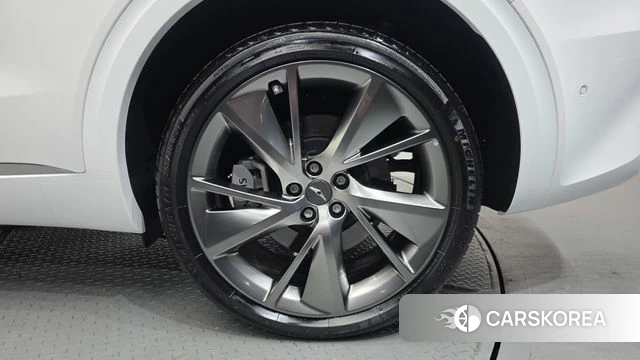 Genesis GV70 id 4834667 из Кореи 13