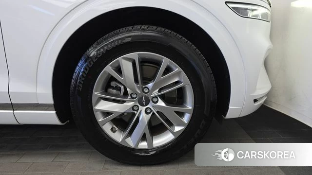 Genesis GV70 id 4293886 из Кореи 13