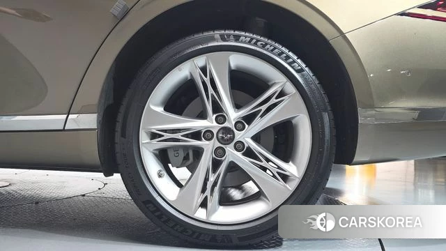 Genesis G90 (RS4) id 4880499 из Кореи 13