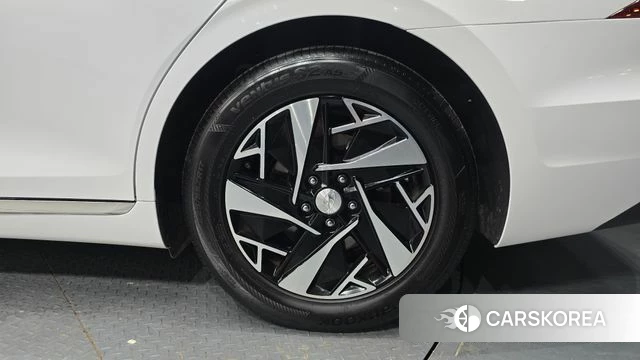 Hyundai The New Grandeur IG Hybrid id 4361338 из Кореи 13