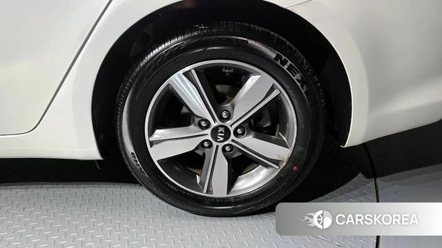Kia The New K3 id 4225789 из Кореи 13