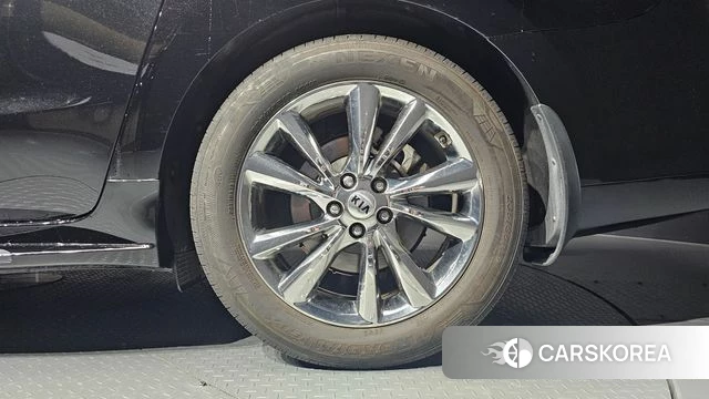 Kia The New Carnival id 4225778 из Кореи 13