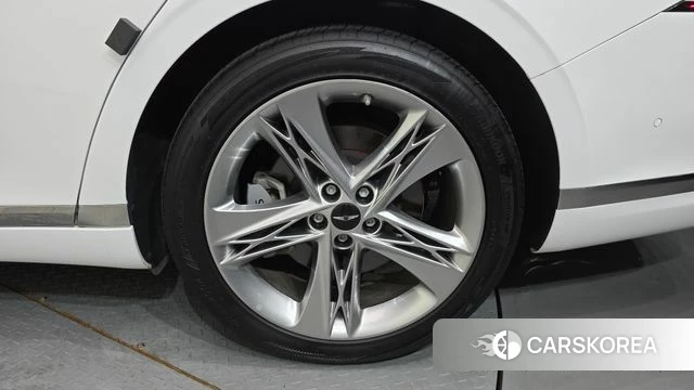 Genesis G90 (RS4) id 4591932 из Кореи 13