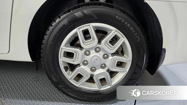 Hyundai Staria id 4880349 из Кореи 13