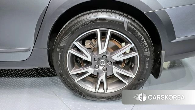 Volvo V90 Cross-Country id 4351215 из Кореи 13