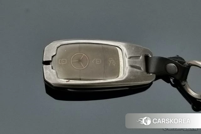 Mercedes-Benz E-class id 4300337 из Китая 13