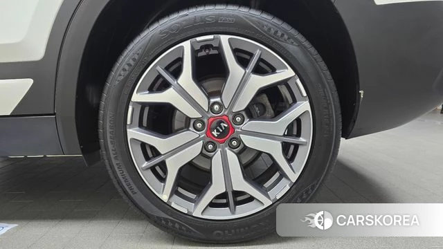 Kia Seltos id 4562542 из Кореи 13