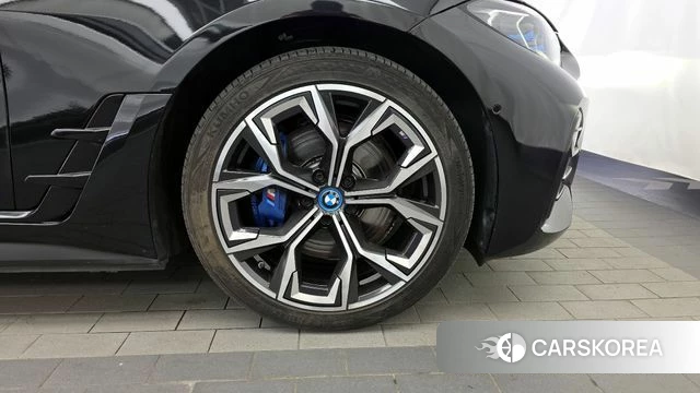 BMW i4 id 4337251 из Кореи 13