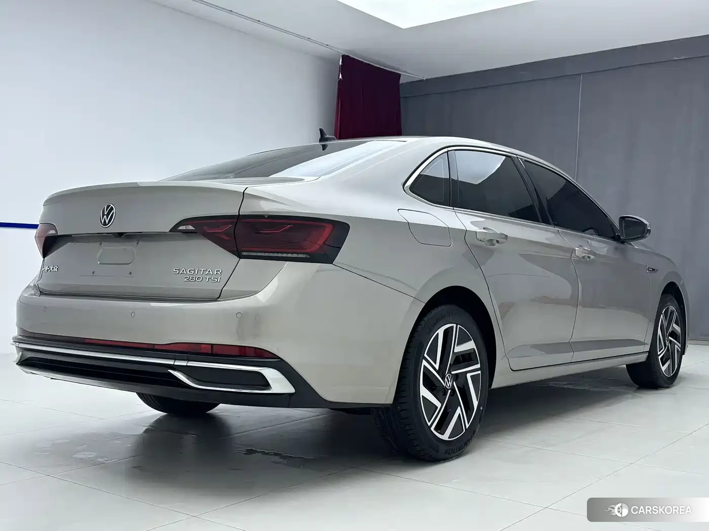 Volkswagen Sagitar id 4654505 из Китая 13