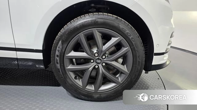 Land Rover Range Rover Velar id 4505125 из Кореи 13