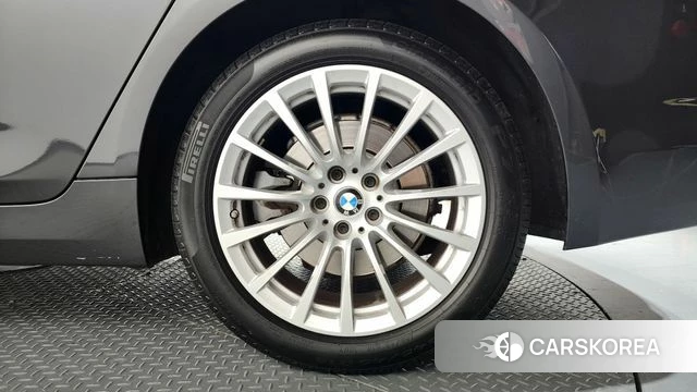 BMW 5 Series (G30) id 4384257 из Кореи 13