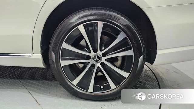 Mercedes-Benz E-Class W213 id 4793758 из Кореи 13