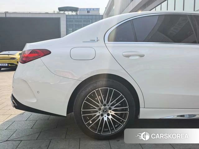 Mercedes-Benz Class C id 4257502 из Китая 13