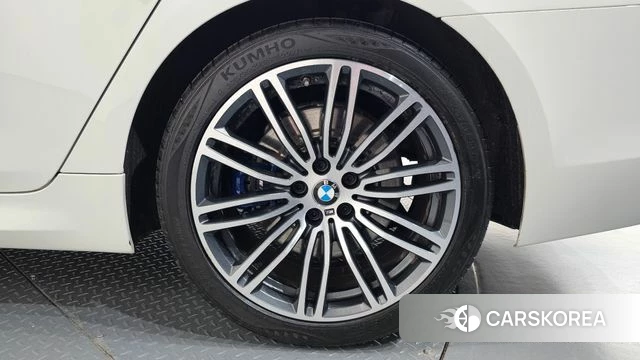 BMW 5 Series (G30) id 4496211 из Кореи 13