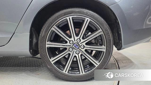 Volvo S60 id 4587398 из Кореи 13
