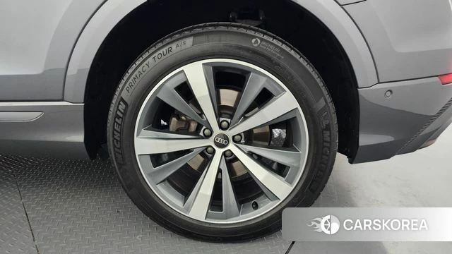 Audi Q8 (4M) id 4249741 из Кореи 13