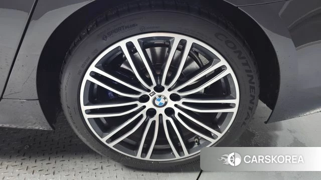 BMW 5 Series (G30) id 4604687 из Кореи 13
