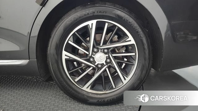 Hyundai The New Grandeur IG id 4662141 из Кореи 13