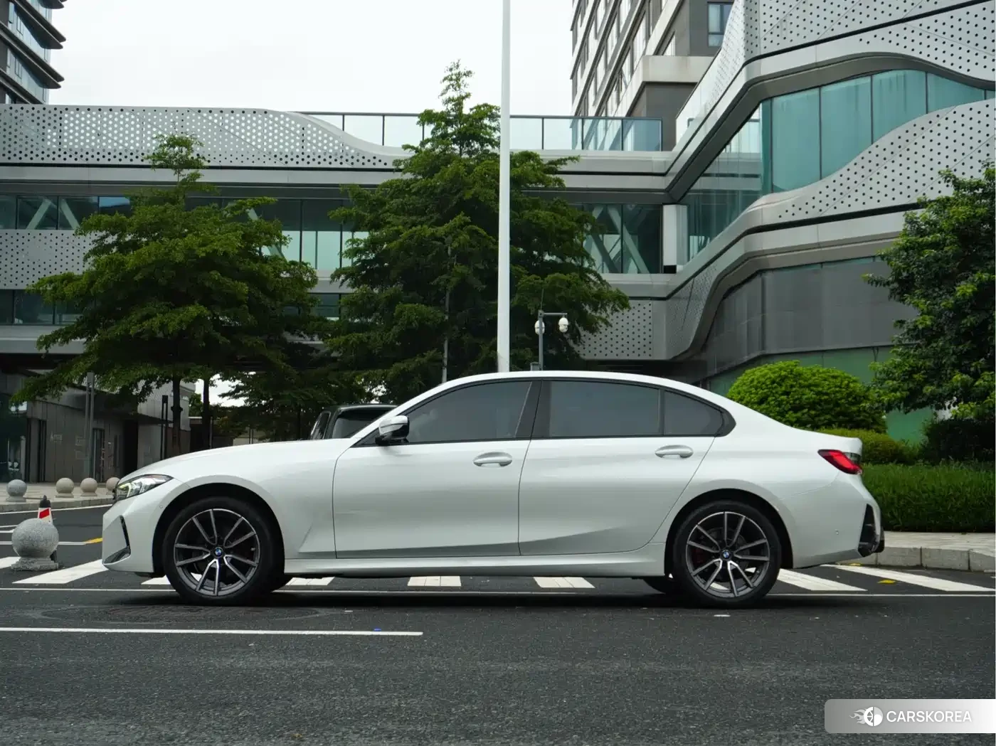 BMW 3 series id 4546298 из Китая 13