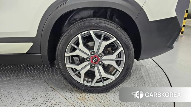Kia Seltos id 4586647 из Кореи 13