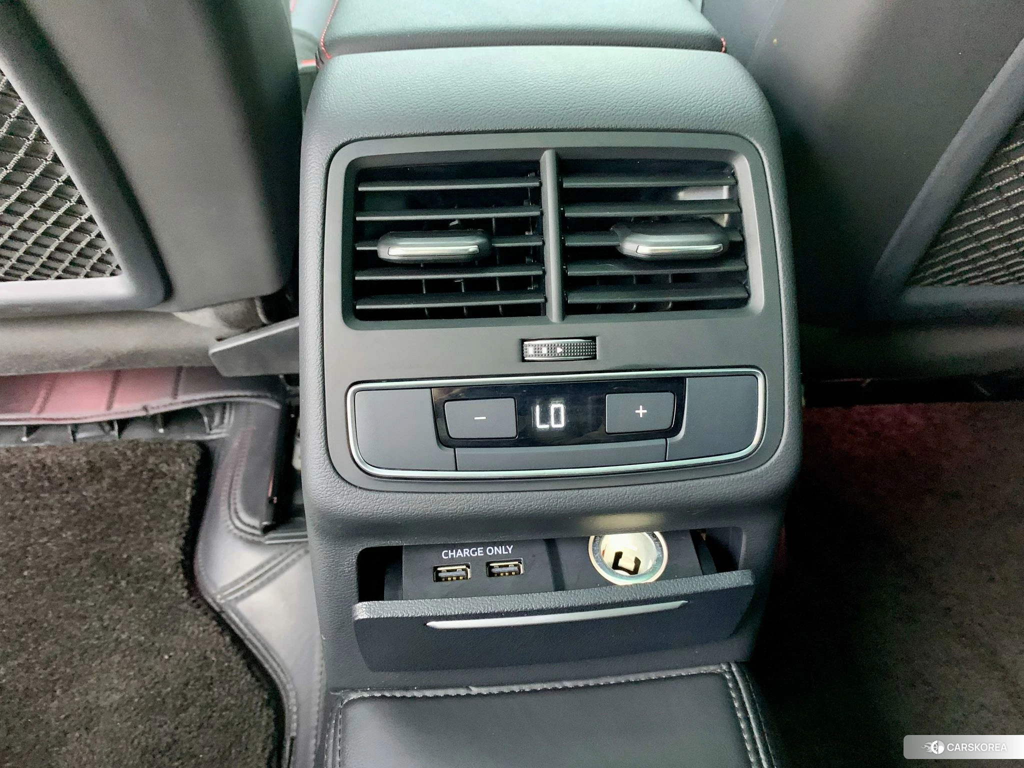 Audi A4L id 4413334 из Китая 13