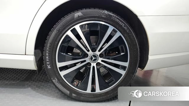 Mercedes-Benz E-Class W213 id 4535778 из Кореи 13