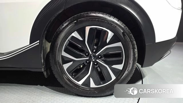 Kia EV6 id 4303025 из Кореи 13