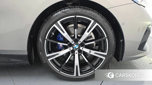 BMW 5 Series (G60) id 4248183 из Кореи 13