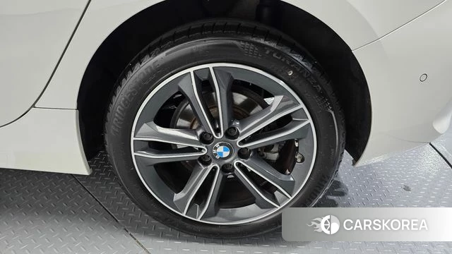 BMW 1 Series (F40) id 4310029 из Кореи 13