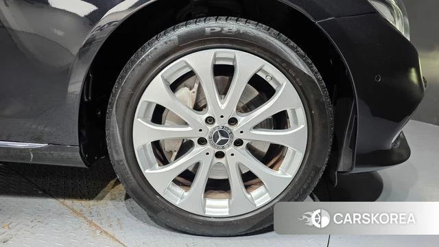 Mercedes-Benz E-Class W213 id 4895289 из Кореи 13