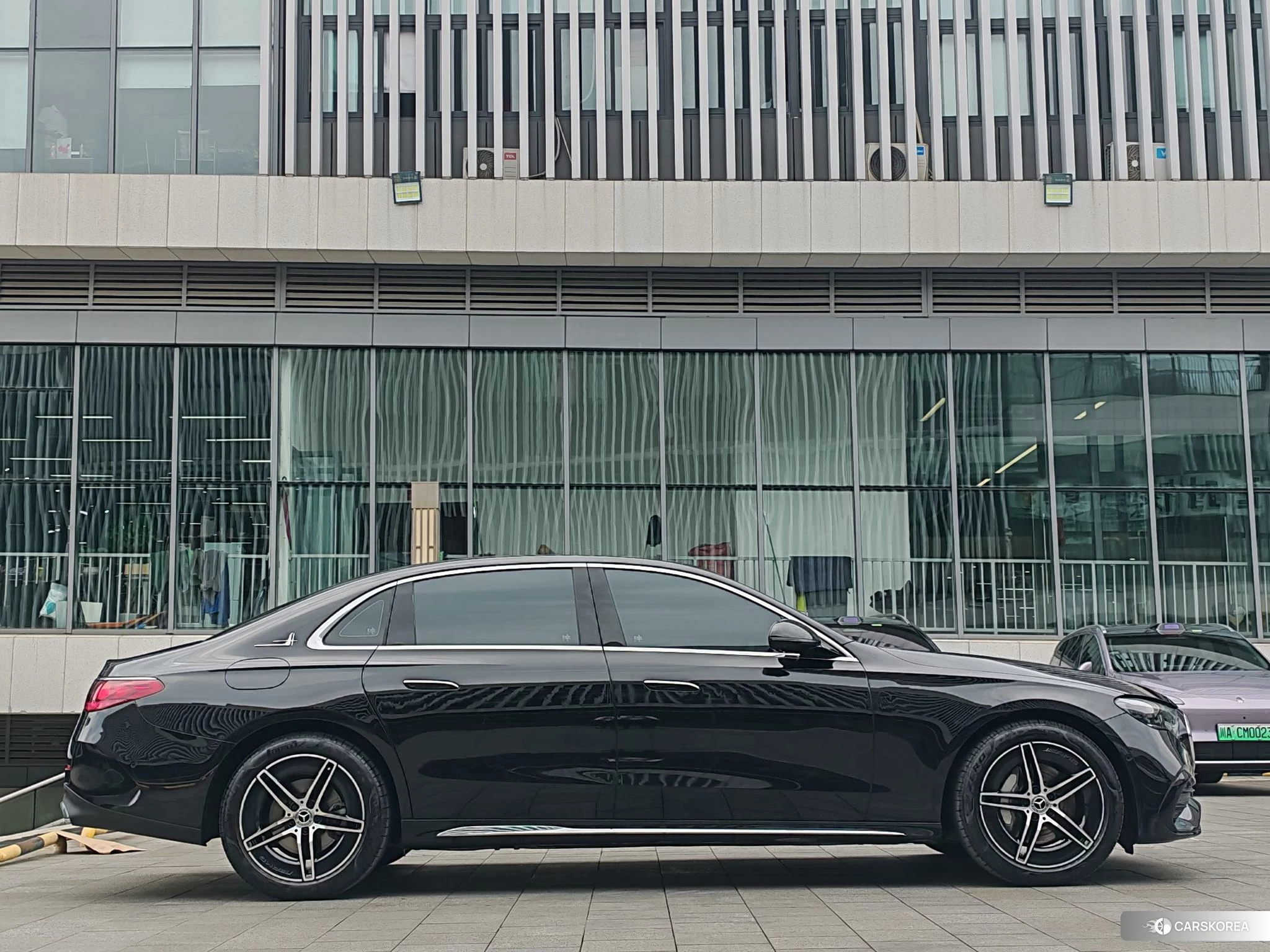 Mercedes-Benz E-Class id 4513698 из Китая 13